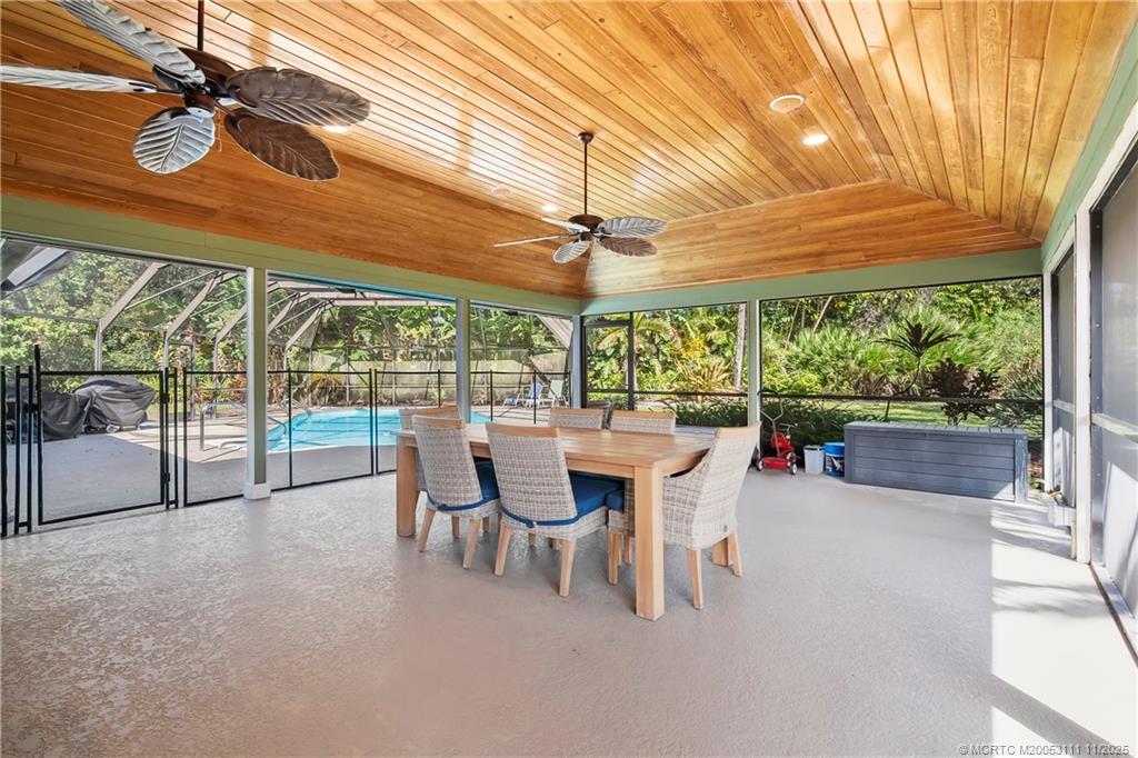 1958 SW Winners Drive