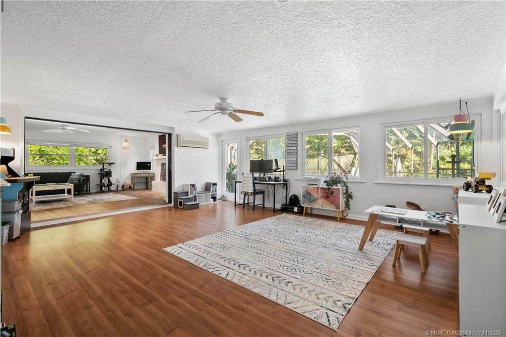 1958 SW Winners Drive