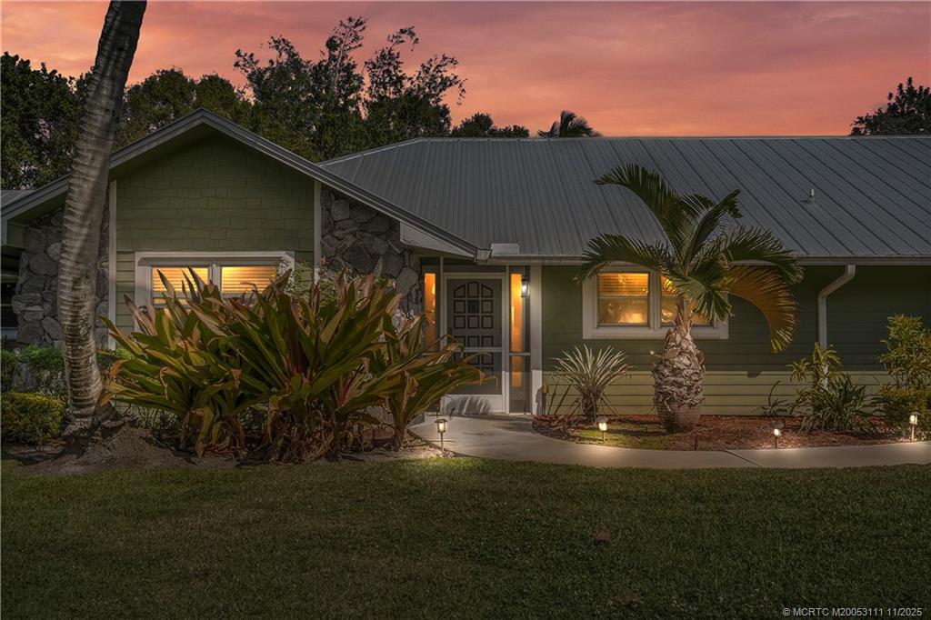 1958 SW Winners Drive