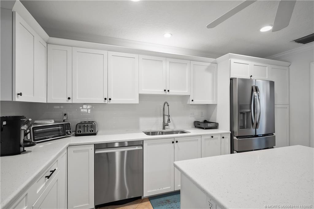 1958 SW Winners Drive