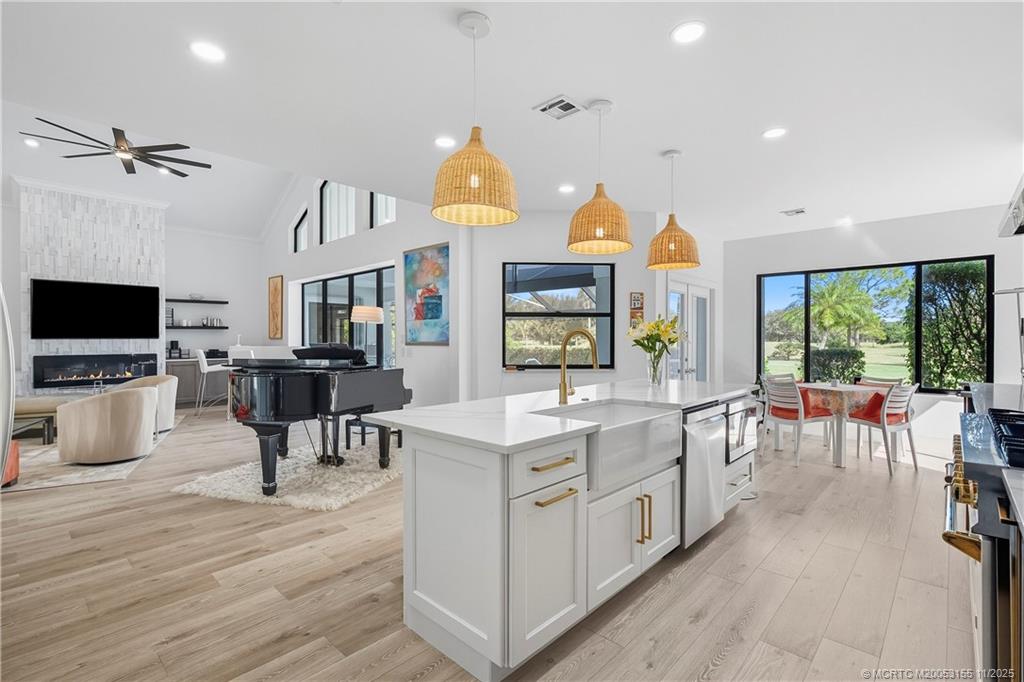 4335 SW Bimini Circle S