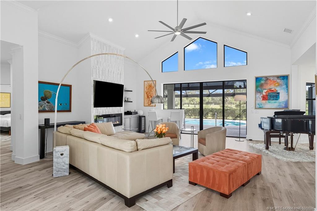 4335 SW Bimini Circle S