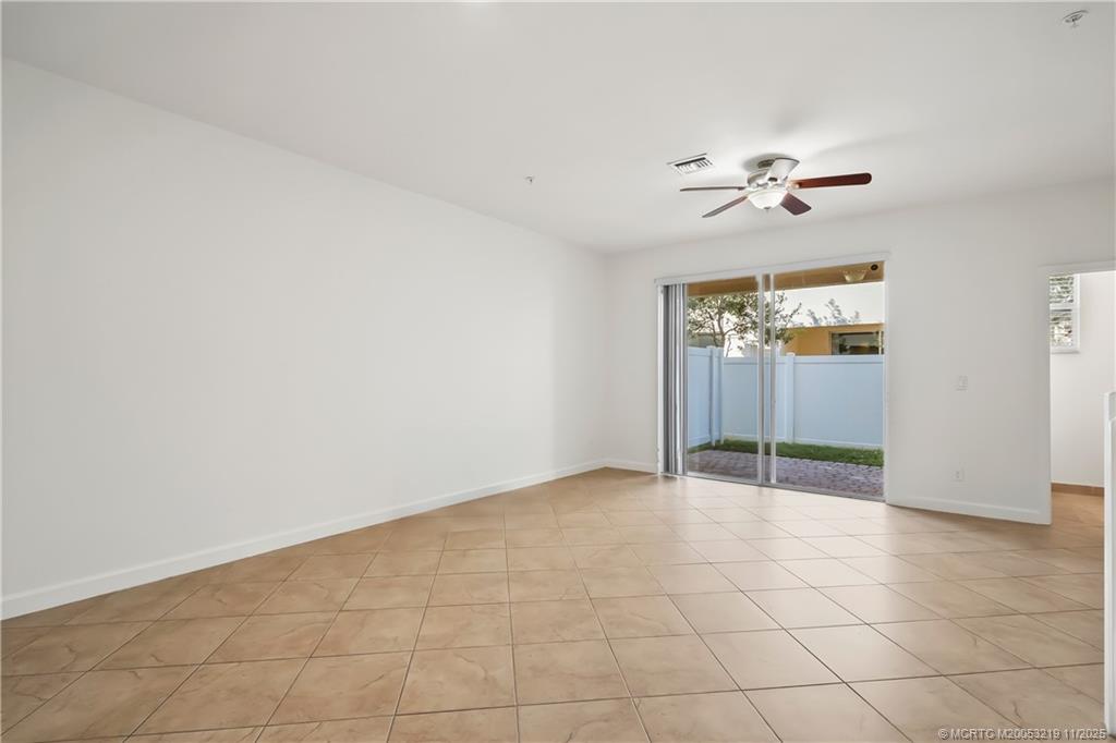 9512 SW Merlin Ct