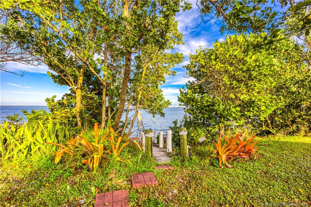 11005 S Indian River Drive