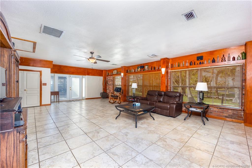 11005 S Indian River Drive