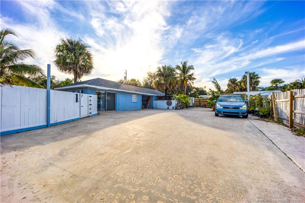 11005 S Indian River Drive