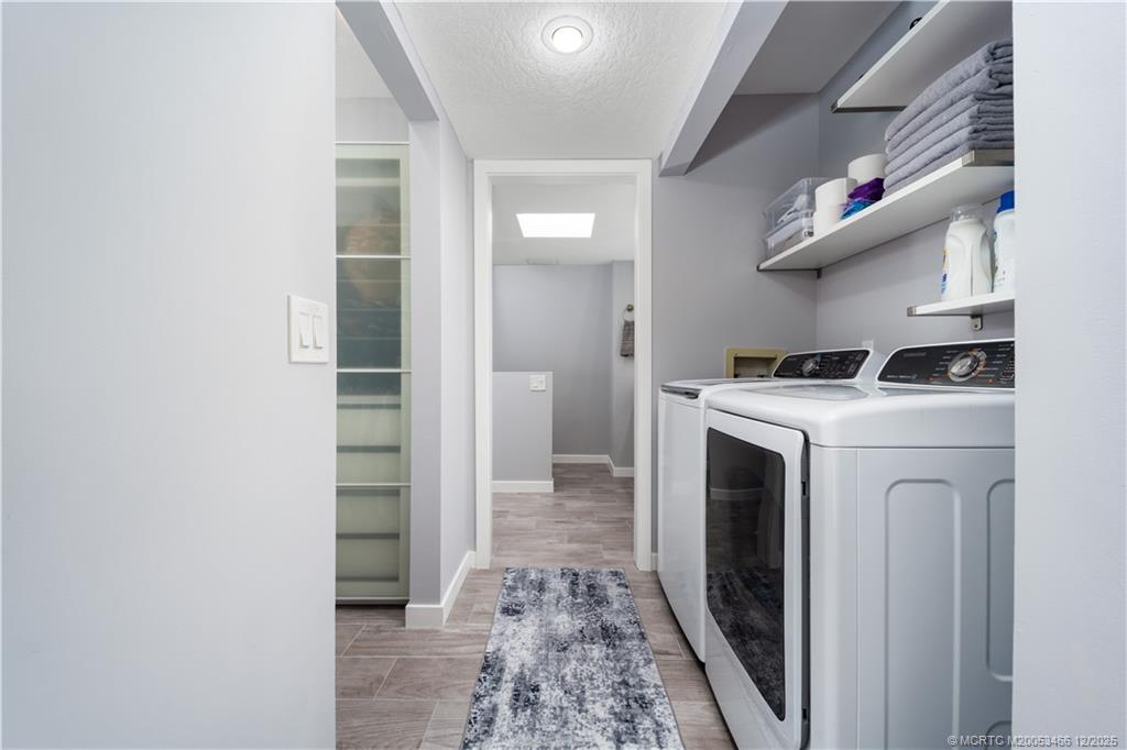 6105 SE Windsong Lane