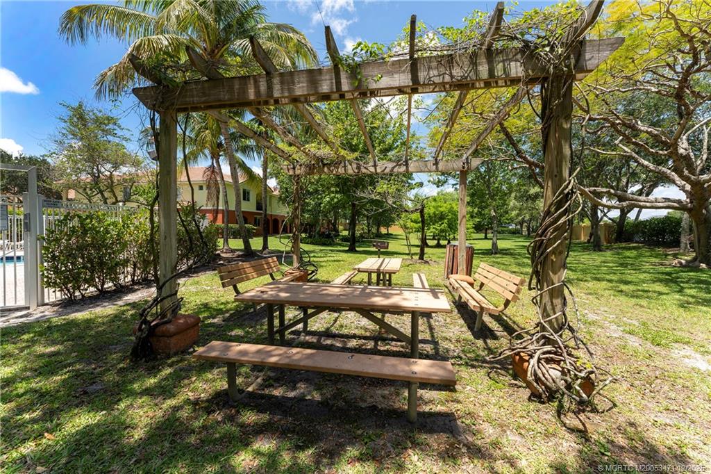 49 SE Sedona Circle 101