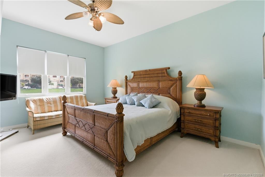 1 Harbour Isle Drive E 104