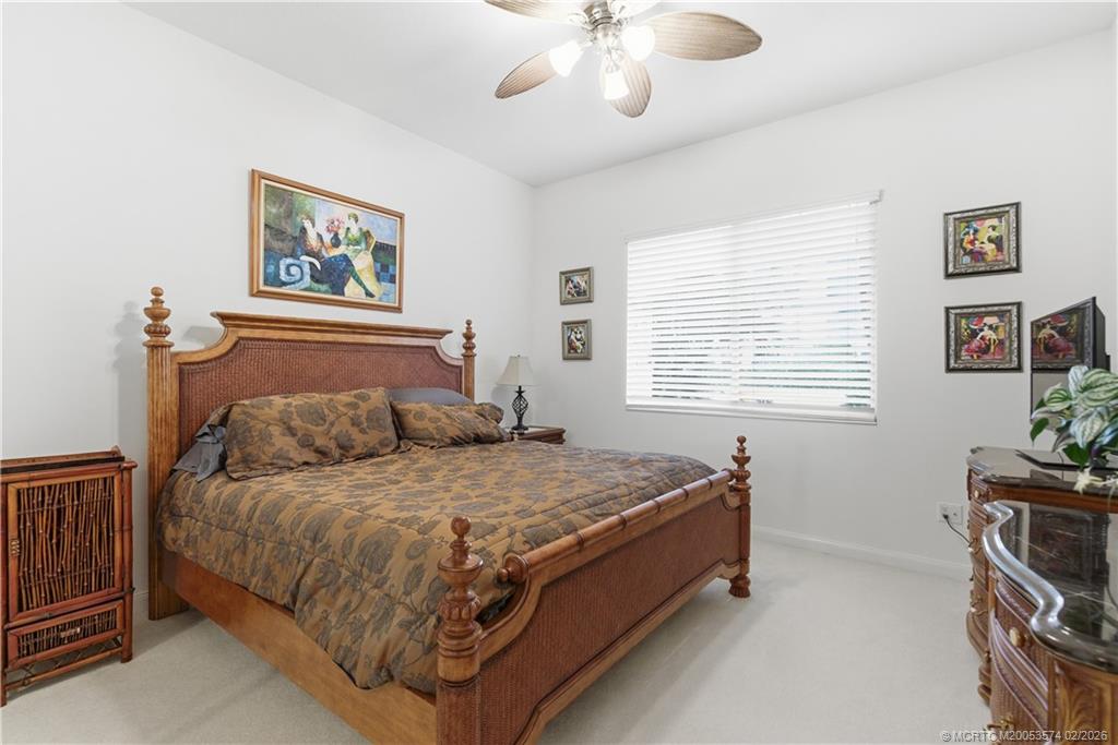 1 Harbour Isle Drive E 104