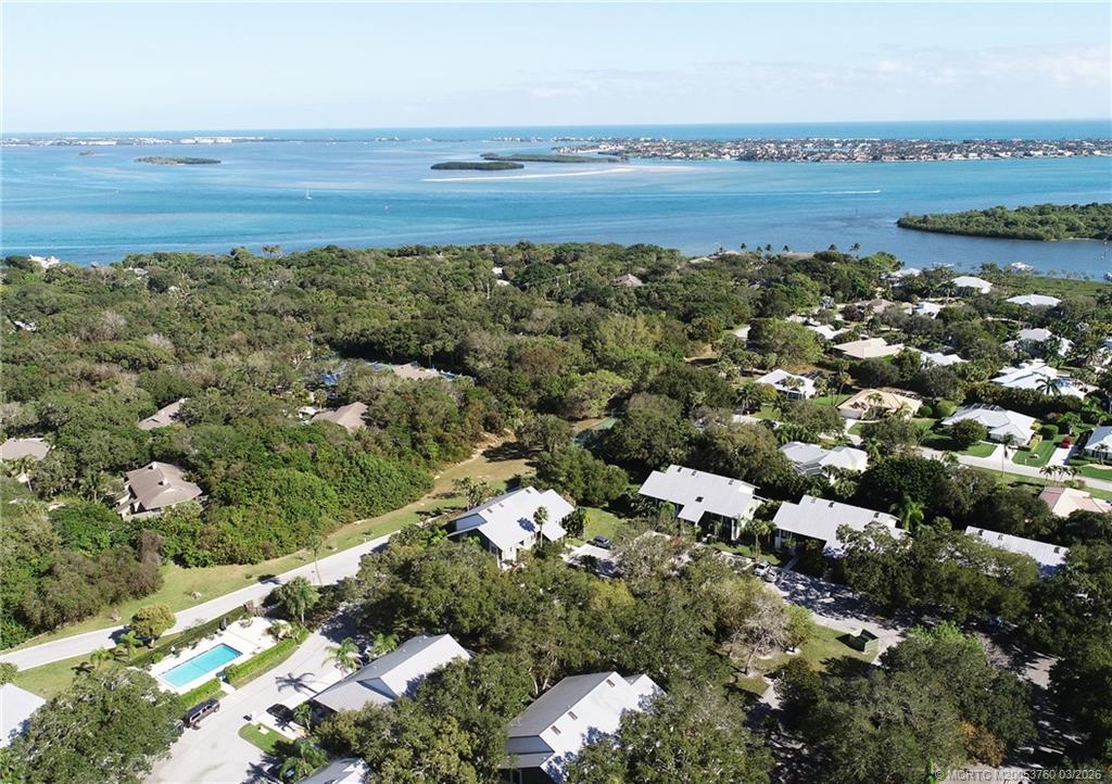 5290 SE Seascape Way 201