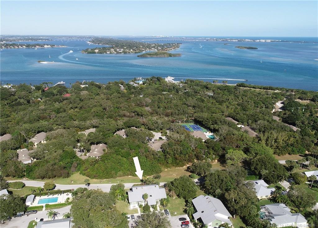 5290 SE Seascape Way 201