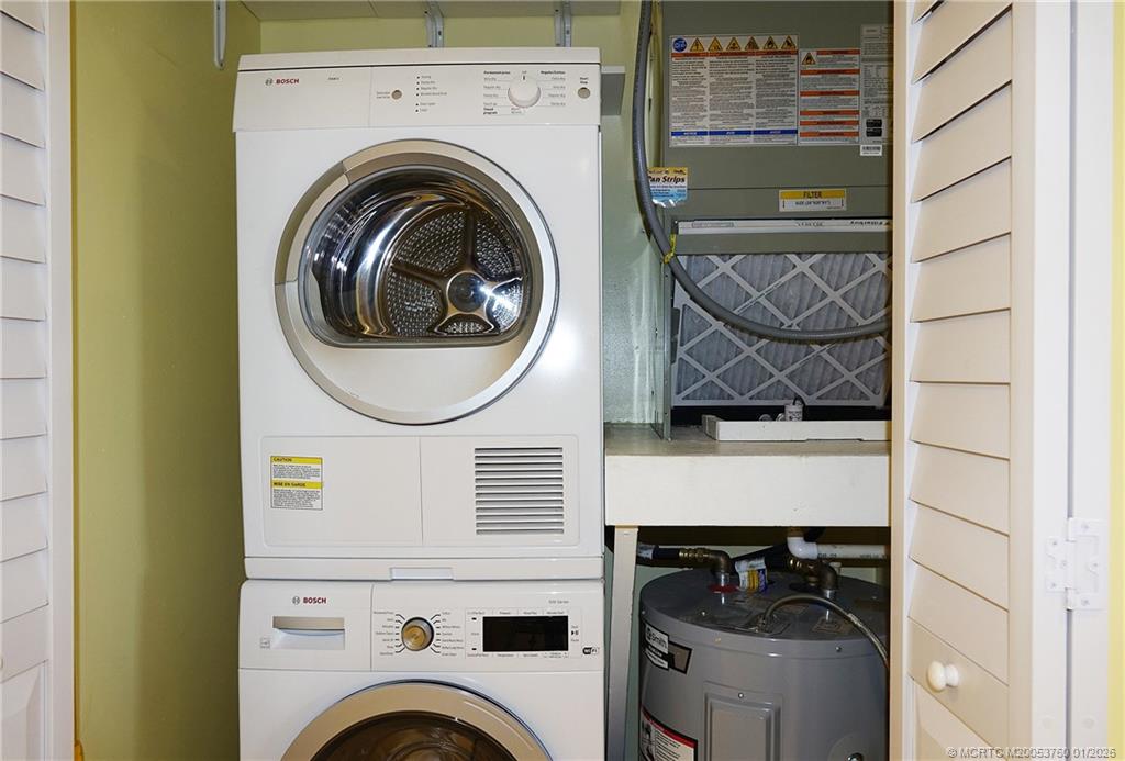 5290 SE Seascape Way 201