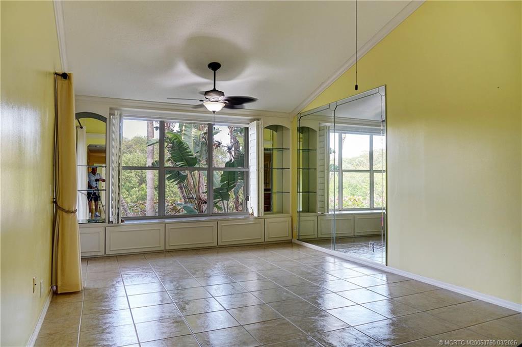 5290 SE Seascape Way 201