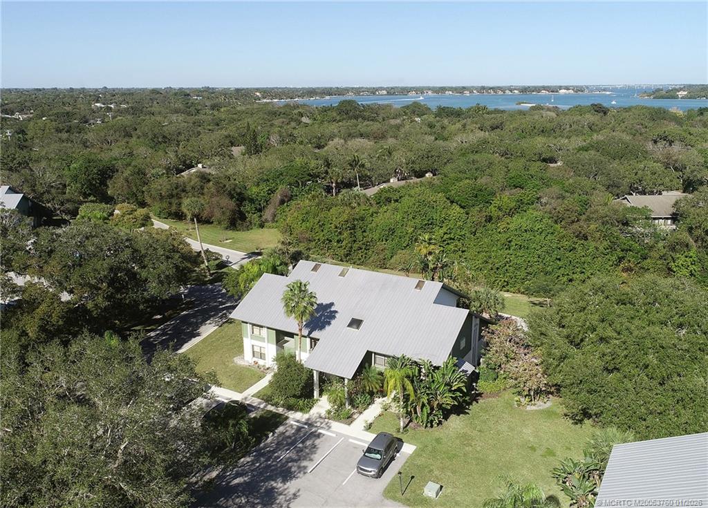 5290 SE Seascape Way 201