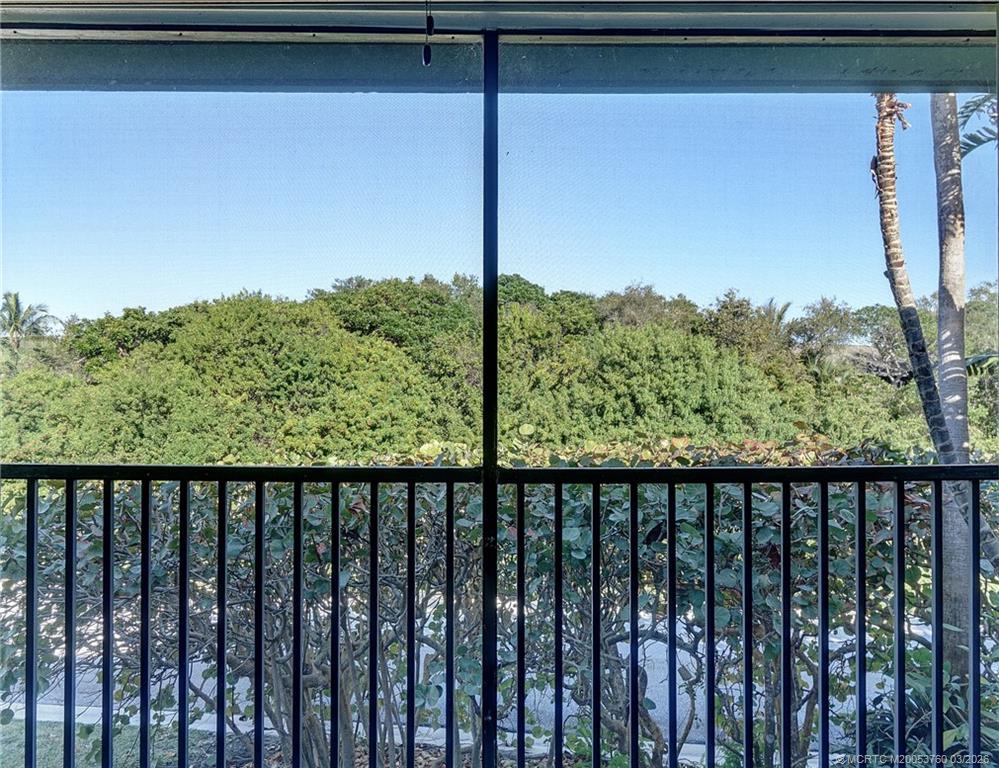 5290 SE Seascape Way 201