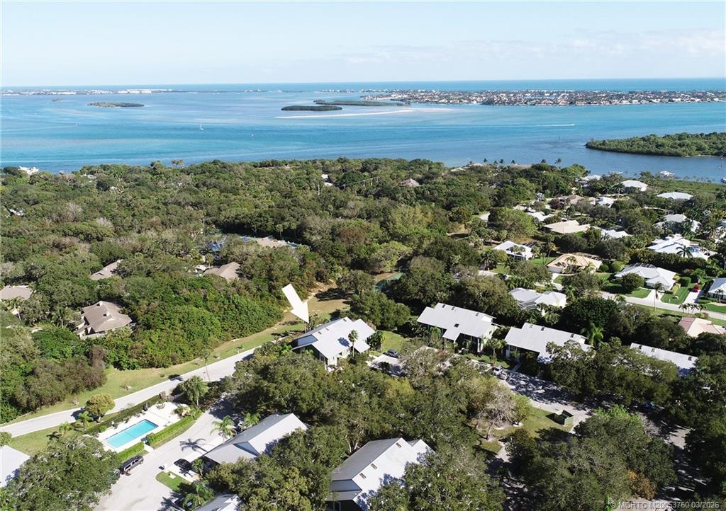 5290 SE Seascape Way 201