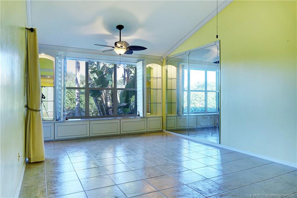 5290 SE Seascape Way 201