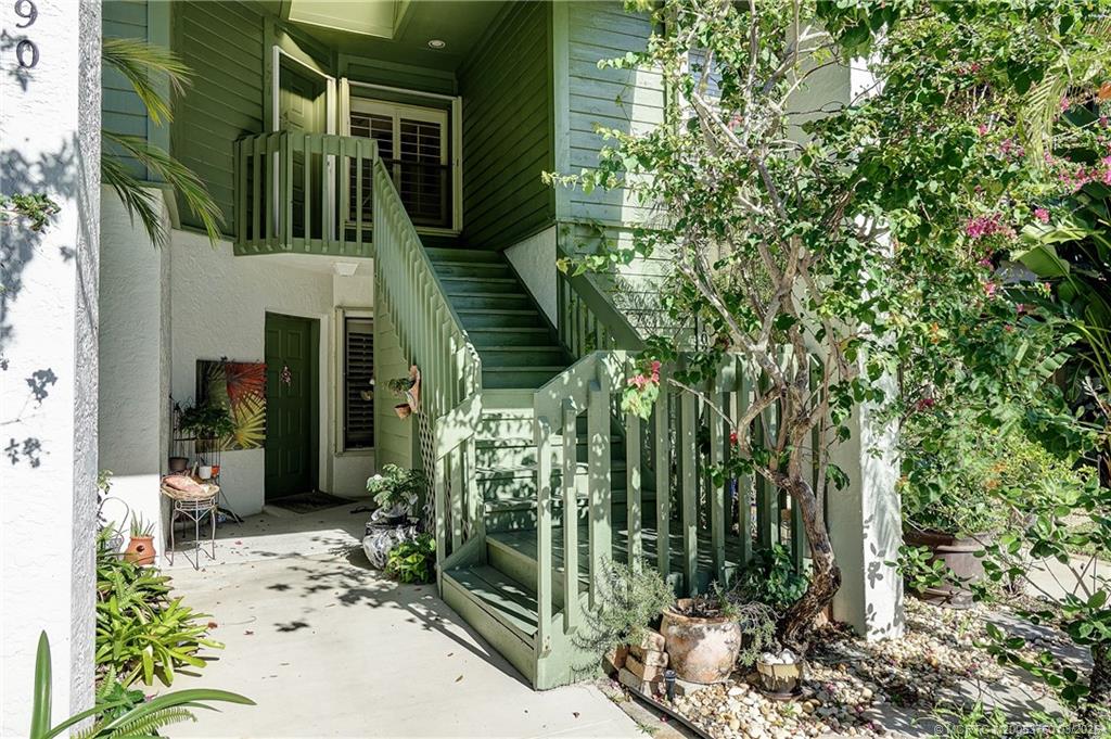 5290 SE Seascape Way 201