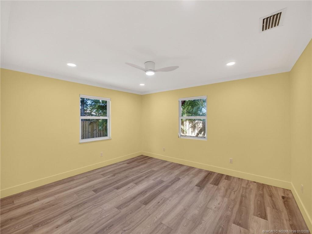 3055 SE Glasgow Drive