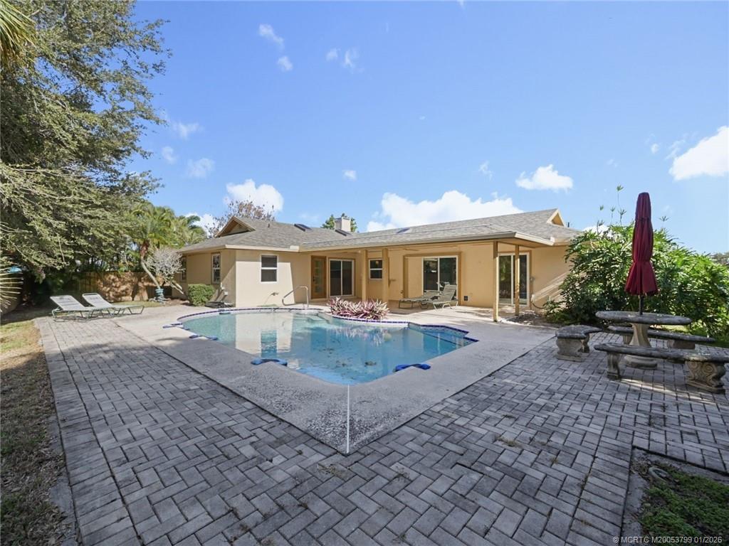 3055 SE Glasgow Drive