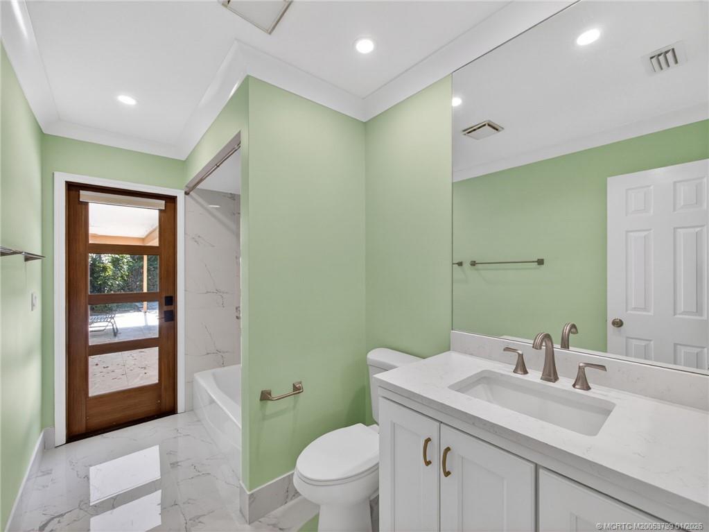 3055 SE Glasgow Drive