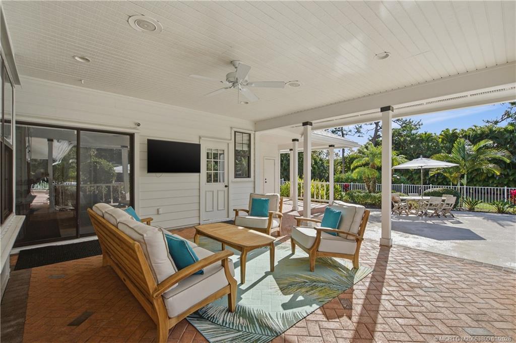 4652 SW Branch Terrace W