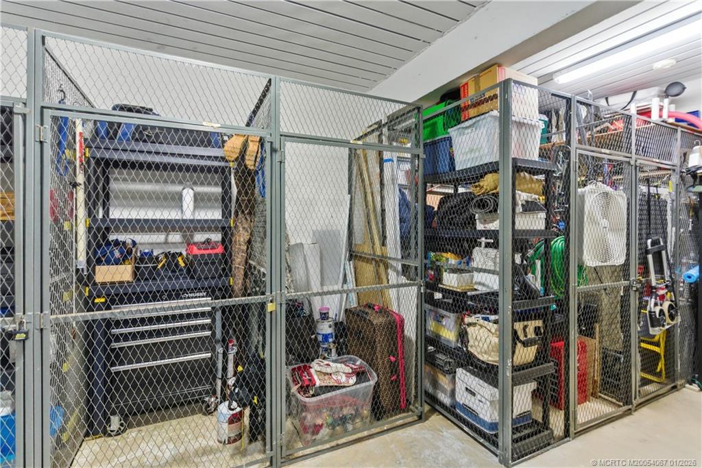 150 SE Four Winds Drive B208