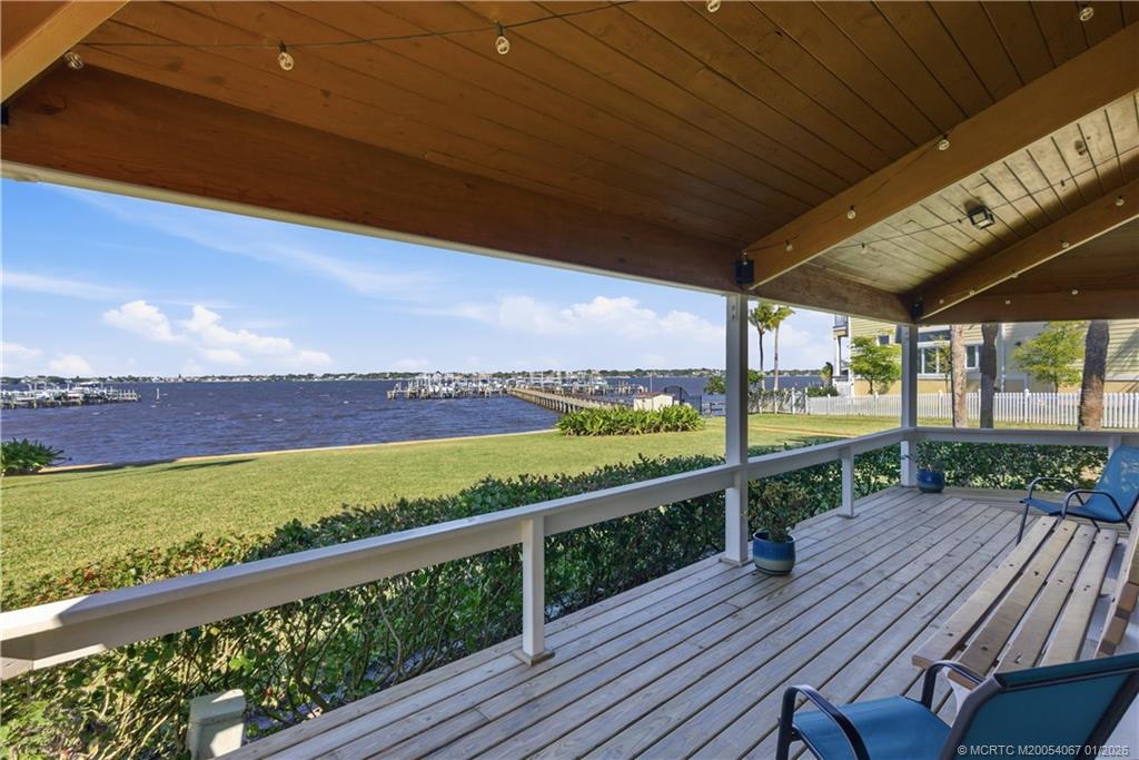 150 SE Four Winds Drive B208