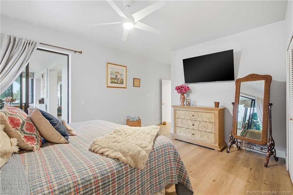 150 SE Four Winds Drive B208