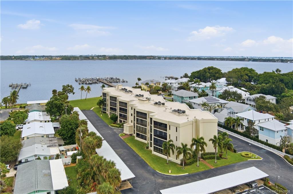 150 SE Four Winds Drive B208
