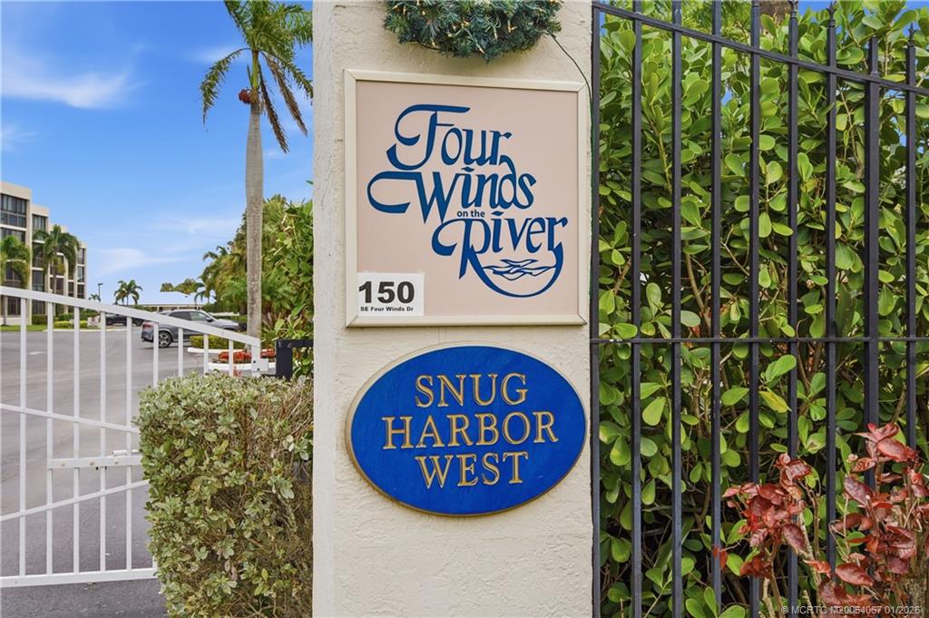 150 SE Four Winds Drive B208