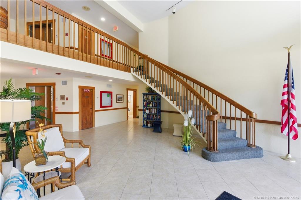 150 SE Four Winds Drive B208