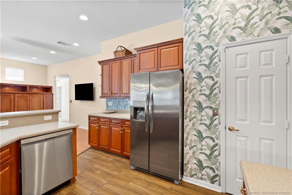 4257 SW Winslow Street