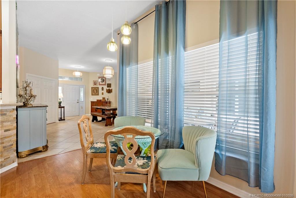 4257 SW Winslow Street