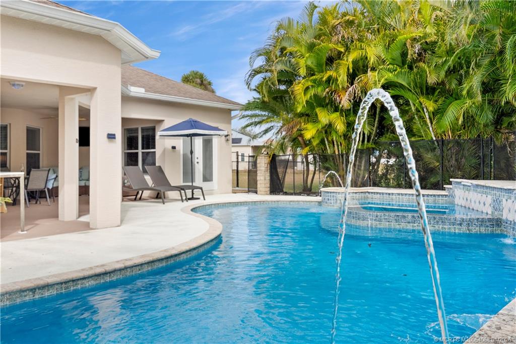 4257 SW Winslow Street