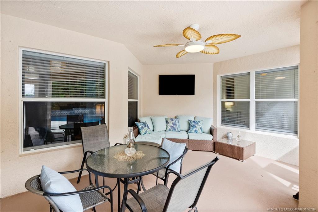 4257 SW Winslow Street