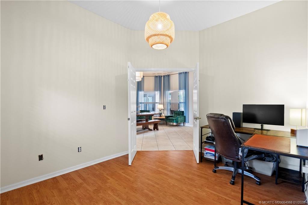 4257 SW Winslow Street