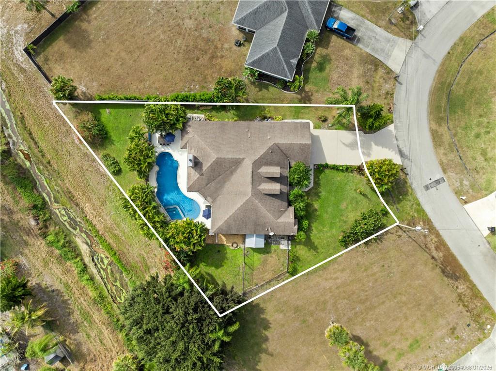 4257 SW Winslow Street