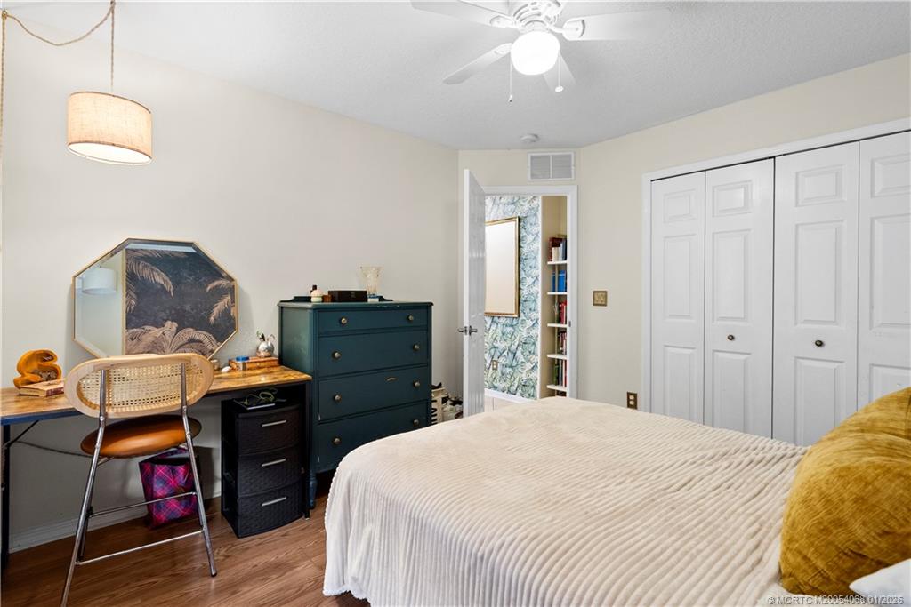 4257 SW Winslow Street