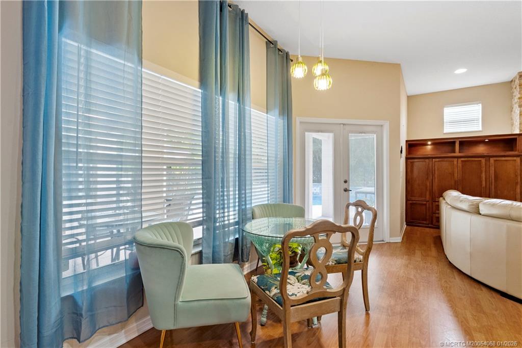 4257 SW Winslow Street