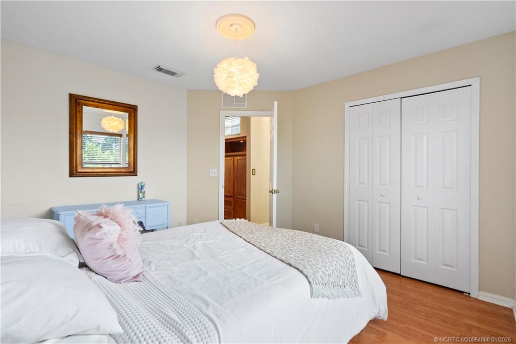 4257 SW Winslow Street