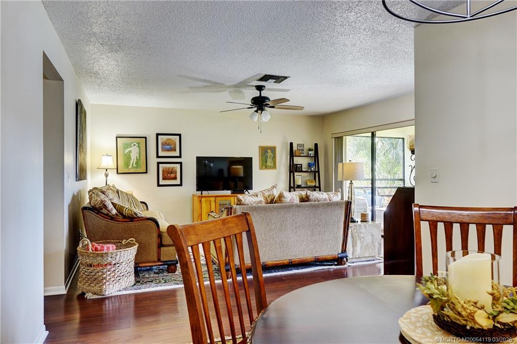 1290 SE Parkview Place A7