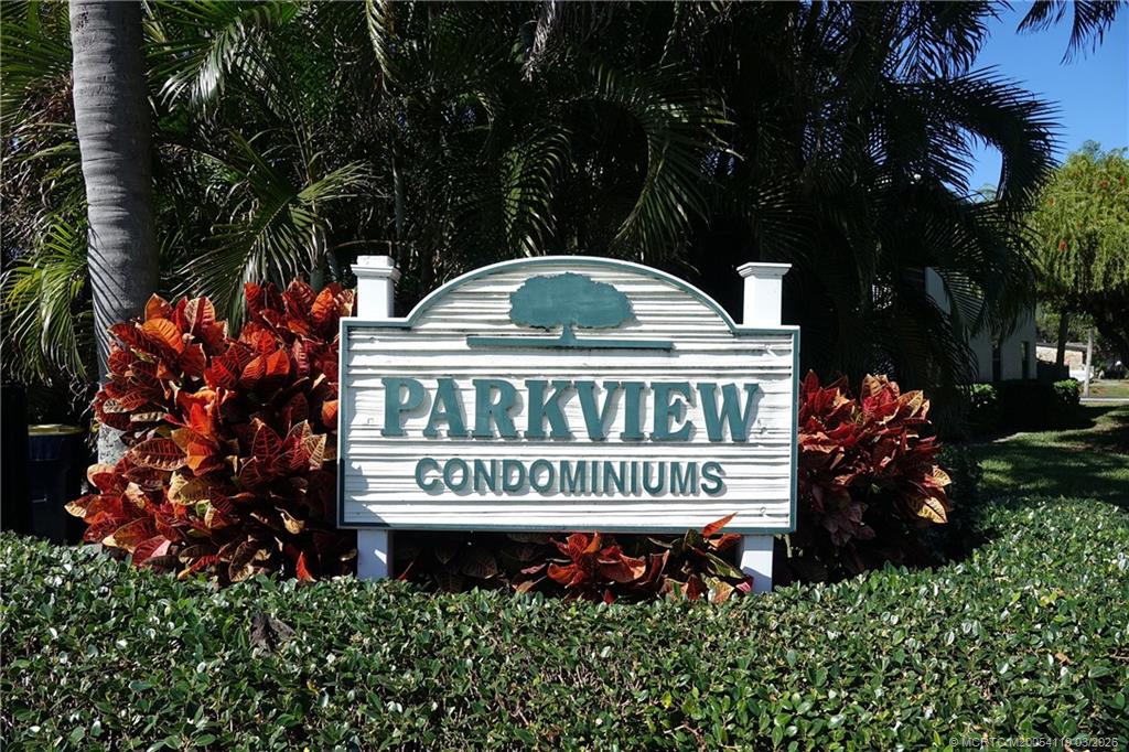 1290 SE Parkview Place A7