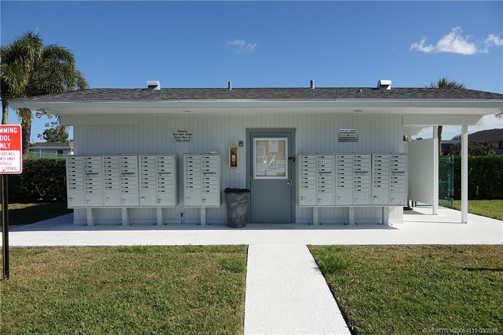 1290 SE Parkview Place A7