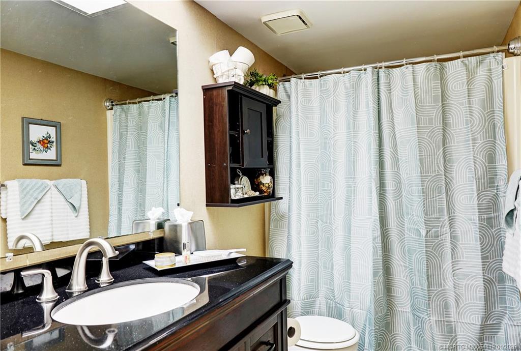 1290 SE Parkview Place A7