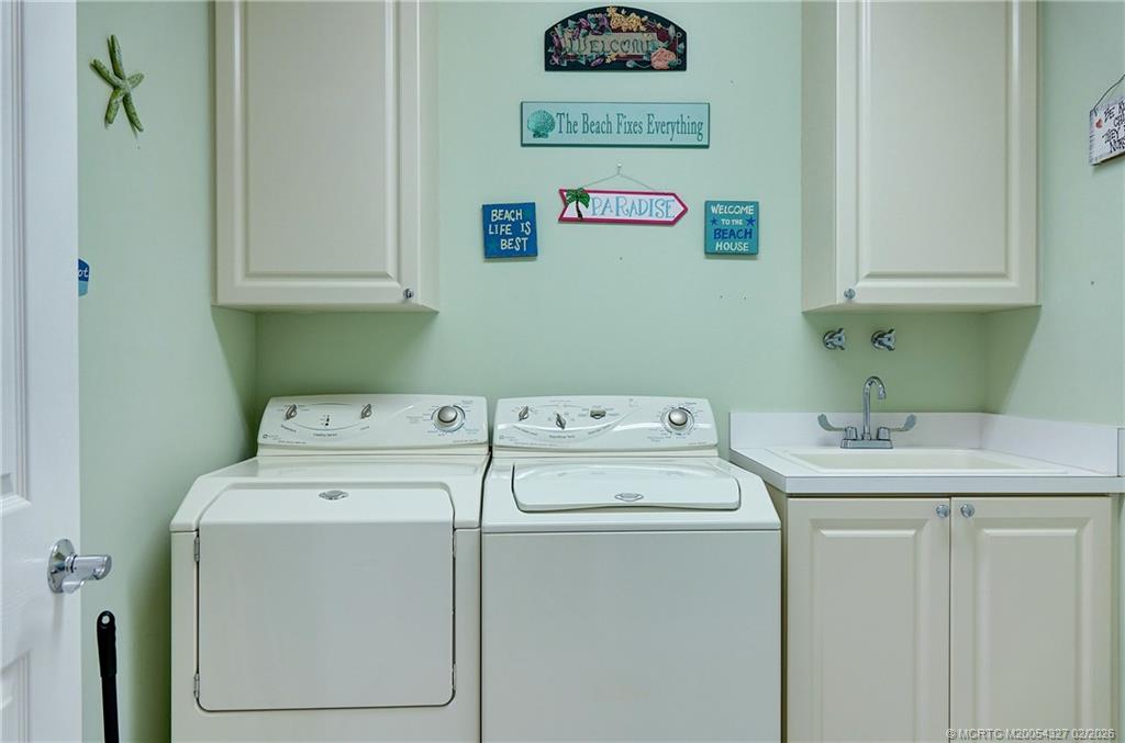 28 Harbour Isle Drive W 306