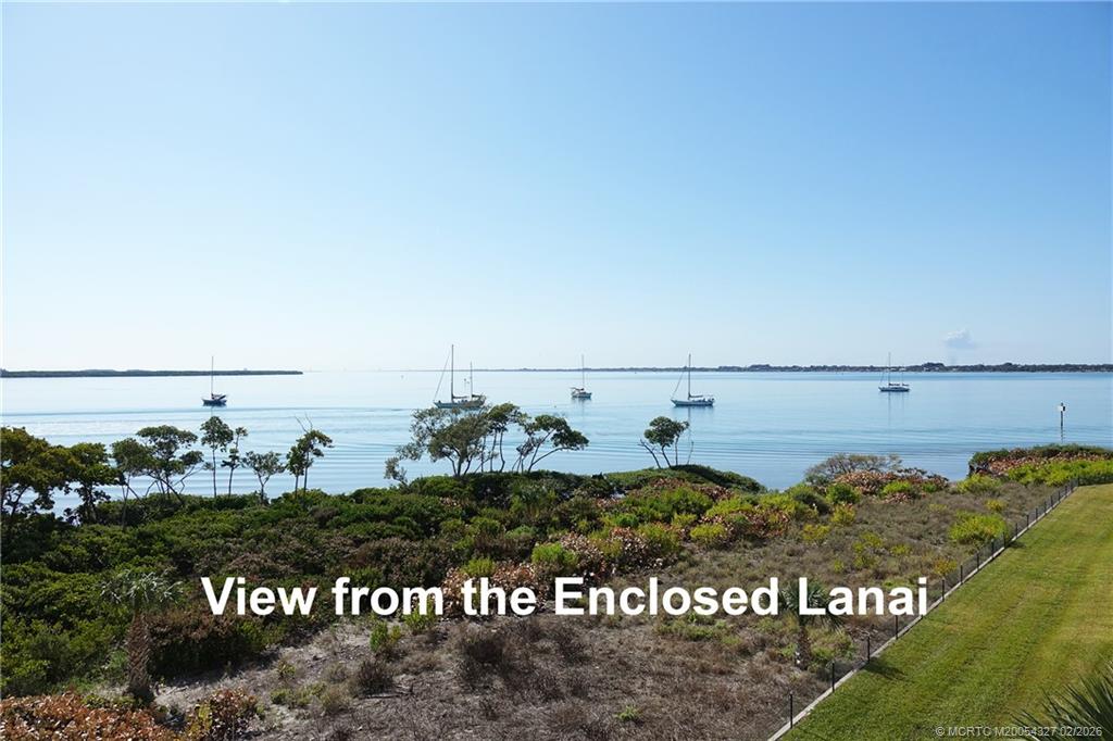 28 Harbour Isle Drive W 306