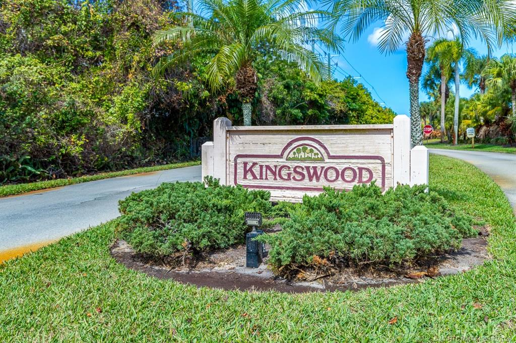 2950 SE Ocean Blvd 109-304