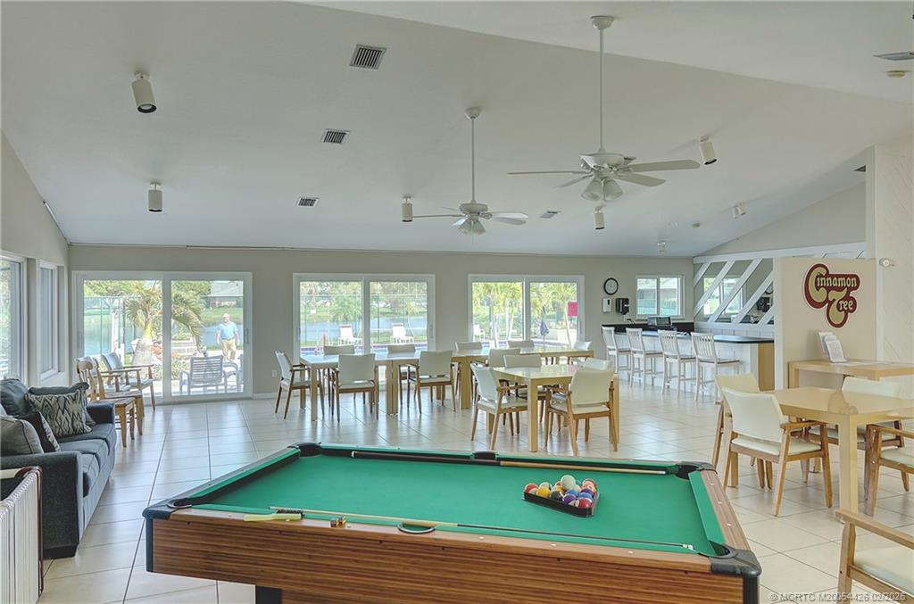 4007 NW Cinnamon Tree Circle